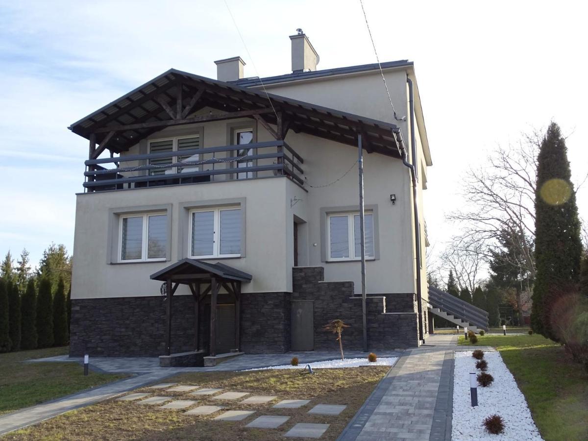 Villa Sanriver Przemyśl Buitenkant foto