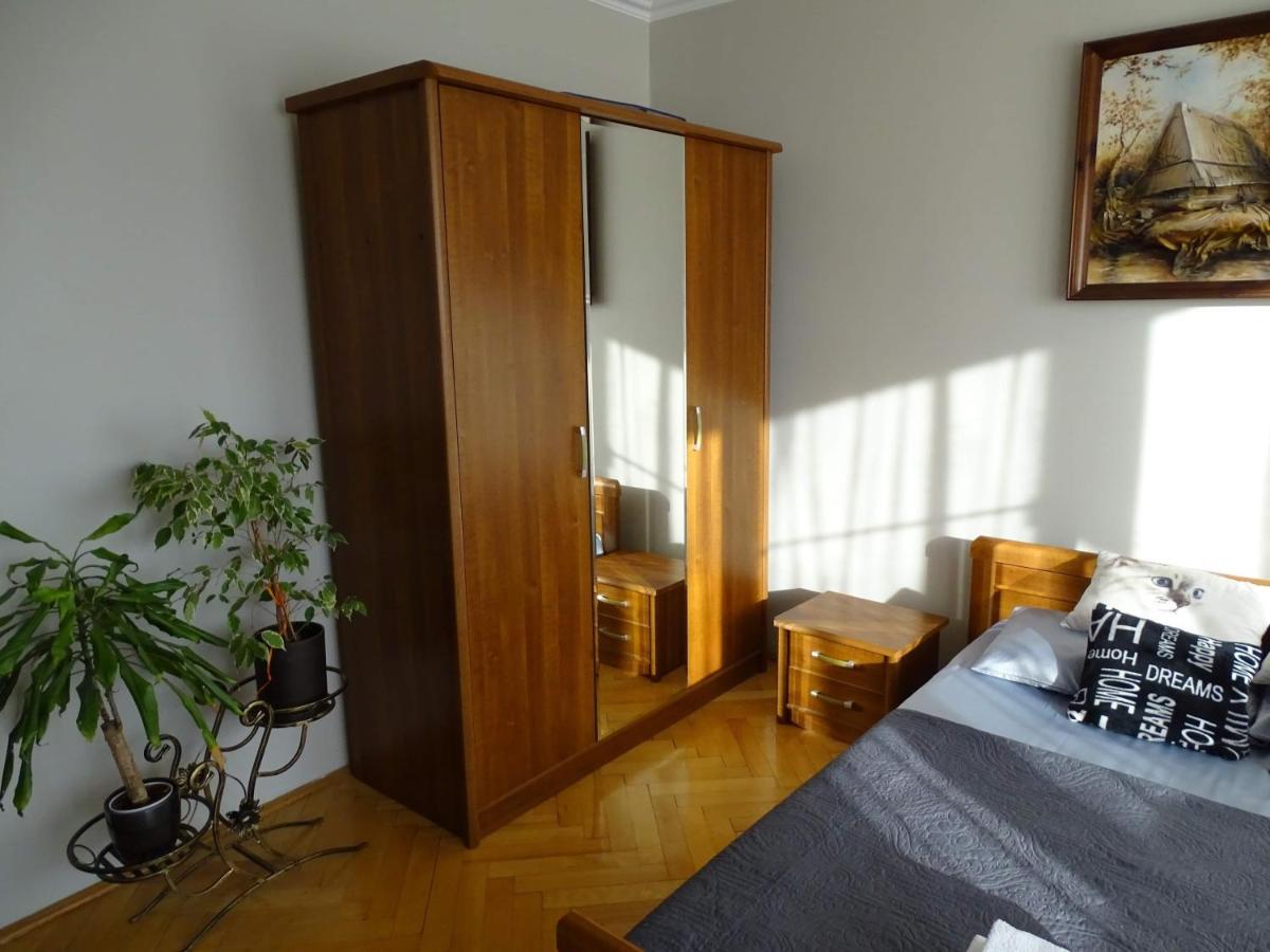 Villa Sanriver Przemyśl Buitenkant foto